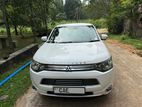 Mitsubishi Outlander 2014