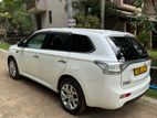 Mitsubishi Outlander 2014