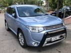 Mitsubishi Outlander 2014