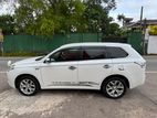 Mitsubishi Outlander 2014