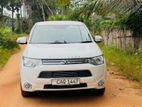Mitsubishi Outlander 2014
