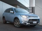 Mitsubishi Outlander 2014 සඳහා 85% ක් අඩු වූ පොලියට වසර 7කින් Leasing