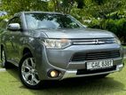 Mitsubishi Outlander 2015