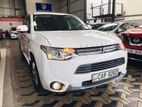 Mitsubishi Outlander 2015