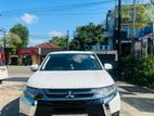 Mitsubishi Outlander 2015