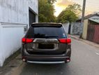 Mitsubishi Outlander 2015