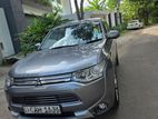 Mitsubishi Outlander 2015