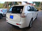 Mitsubishi Outlander 2015