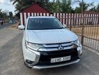 Mitsubishi Outlander 2015