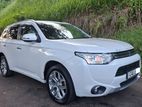 Mitsubishi Outlander 2015