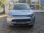 MITSUBISHI OUTLANDER - AVAILABLE FOR RENT