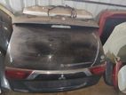 MITSUBISHI OUTLANDER DICKY DOOR