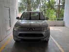 Mitsubishi Outlander Fully Loaded Petrol 2014