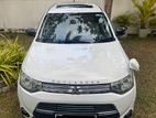 Mitsubishi Outlander G Navi 2014