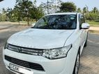 Mitsubishi Outlander G Navi PHEV 2014