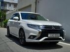 Mitsubishi Outlander G Navi Premium Lates 2015