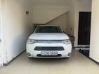 Mitsubishi Outlander G Nevi Primium Phev 2015