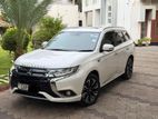 Mitsubishi Outlander G PREMIIUM NAVI 2016