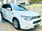 Mitsubishi Outlander G Premium 2015