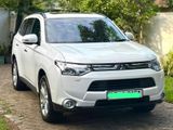 Mitsubishi Outlander Highest G-Navi Grade 2013