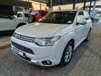 Mitsubishi Outlander Ist owner 2015