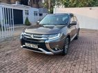 Mitsubishi Outlander Petrol 2015