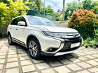 Mitsubishi Outlander Petrol 7 Seater 2015
