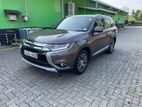 Mitsubishi Outlander Petrol Fully Loaded 2015