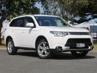 Mitsubishi Outlander PHEV 2014 85% Leasing Partner