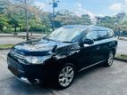 Mitsubishi Outlander Phev 2014