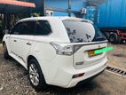 Mitsubishi Outlander Phev 2014