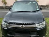 Mitsubishi Outlander PHEV 2014
