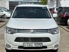 Mitsubishi Outlander PHEV 2014