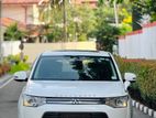 Mitsubishi Outlander PHEV 2014