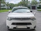 Mitsubishi Outlander PHEV 2014 G/Safety