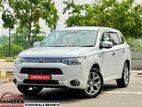 Mitsubishi Outlander PHEV 2015