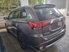 Mitsubishi Outlander PHEV 2015