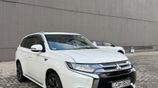 Mitsubishi Outlander PHEV 2015