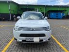 Mitsubishi Outlander PHEV G NAVI 2015