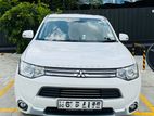 Mitsubishi Outlander PHEV G Navi Premium 2015