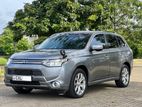 Mitsubishi Outlander PHEV Hybrid 2014