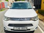 Mitsubishi Outlander PHEV Plugin Hybrid 2013