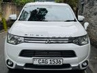 Mitsubishi Outlander PHV 2015