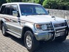 Mitsubishi Pajero 1995