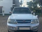 Mitsubishi Pajero 2000