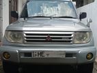 Mitsubishi Pajero 2000