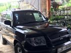 Mitsubishi Pajero 2000