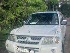 Mitsubishi Pajero 2001