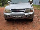 Mitsubishi Pajero 2003