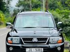 Mitsubishi Pajero 2004